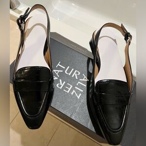Naturalizer 8 Wide - New - Black Flats with Slingback Design